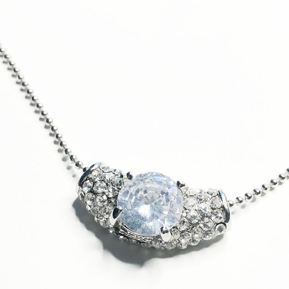 Clarion Crystal Pendant Necklace - Picture 3 of 5